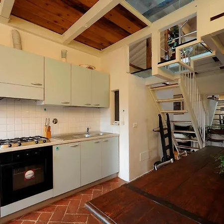 La Casa Dei Legni Parlanti Apartment Florence Exterior photo